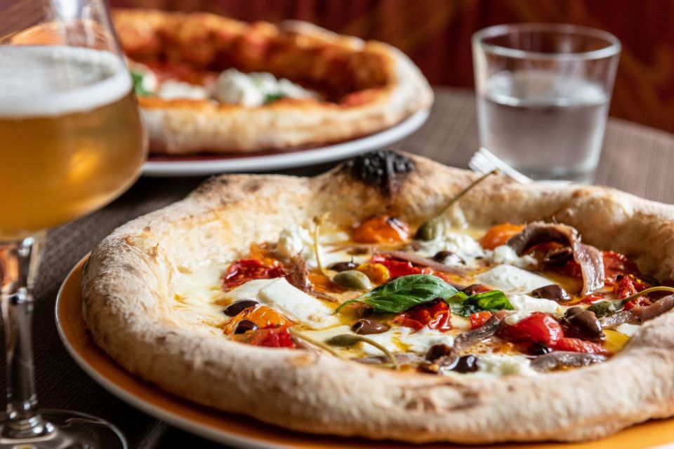 Rome: Pizza and Tiramisu Cooking Class in Piazza Navona - Meeting Point and Arrival