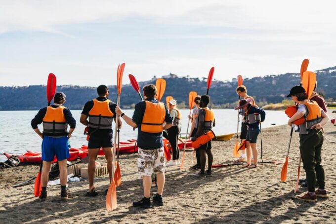 Rome: Popes Lake, Kayak Tour With Swimming & Roman Pizza - Wildlife Viewing and Final Break