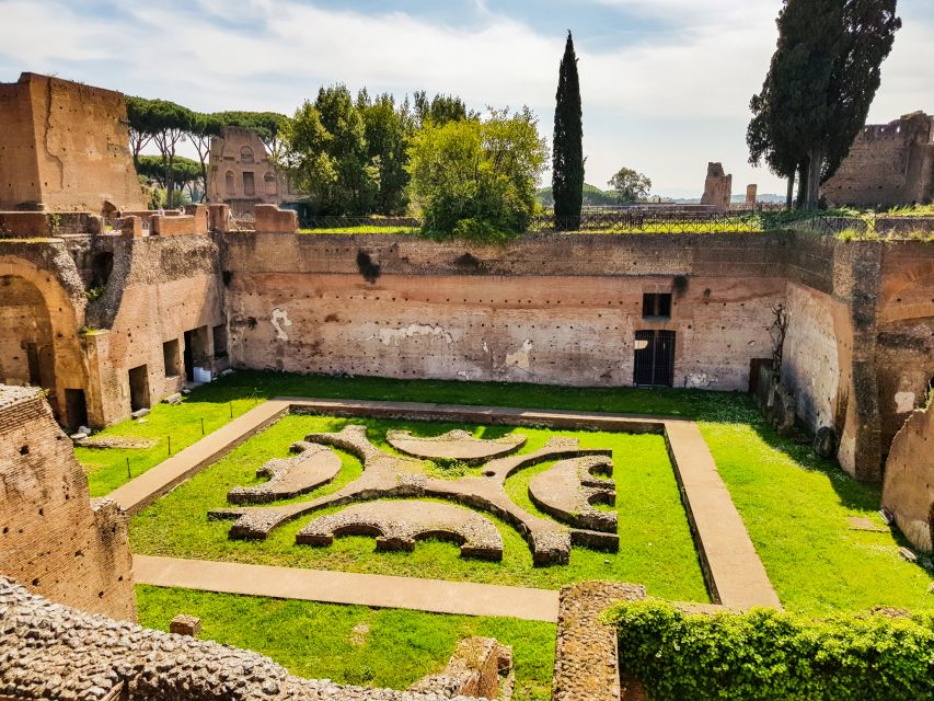 Rome: Priority Access Colosseum, Roman Forum & Palatine Tour - Inclusions and Accessibility