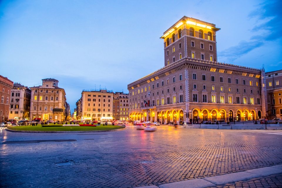 Rome: Rome at Night Evening Historical Walking Tour - Booking Information