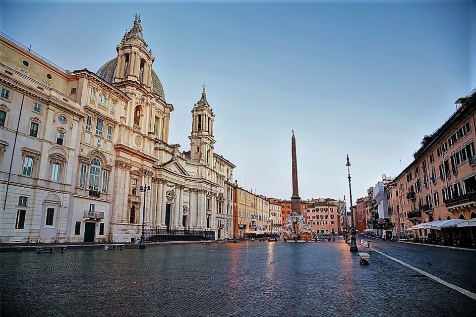 Rome: Sightseeing at Sunrise Walking Tour - Intimate Small Group Experience
