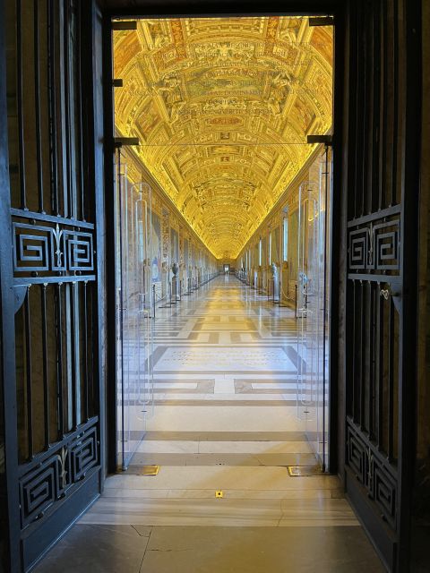 Rome: Sistine Chapel & Vatican Tour With Pre-Opening Access - Important Tour Considerations