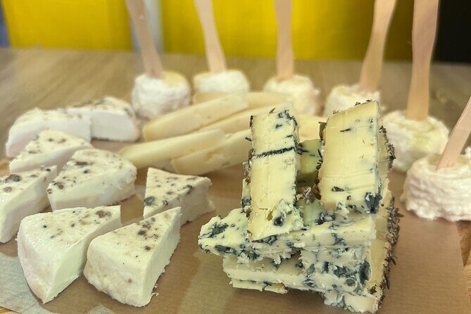 Rome: Street Food Electric Bike Tour with Market Experience - Key Points