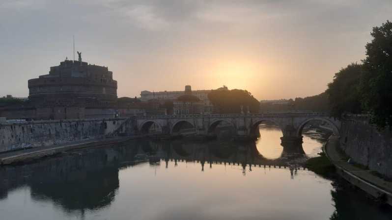 Rome: Sunrise From Appian Way to the City Center E-Bike Tour - Key Points