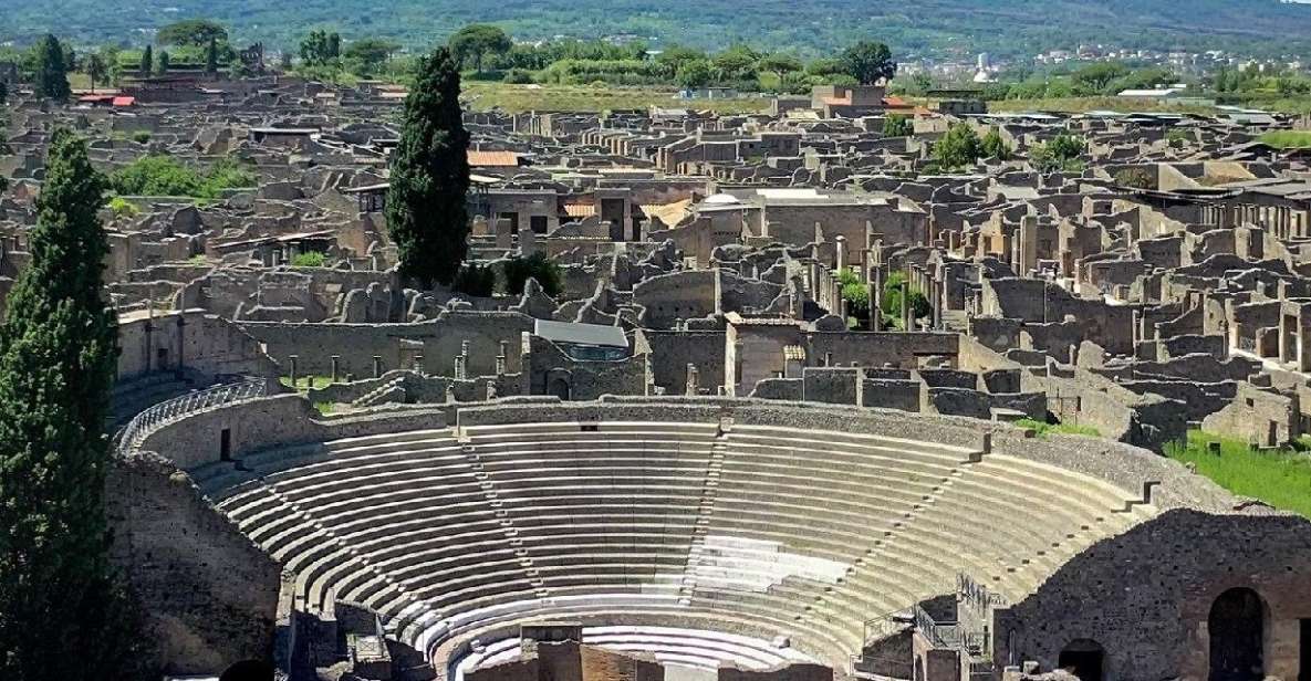 Rome to Pompeii and Royal Palace of Caserta Private Tour - Exploring Pompeiis Ruins