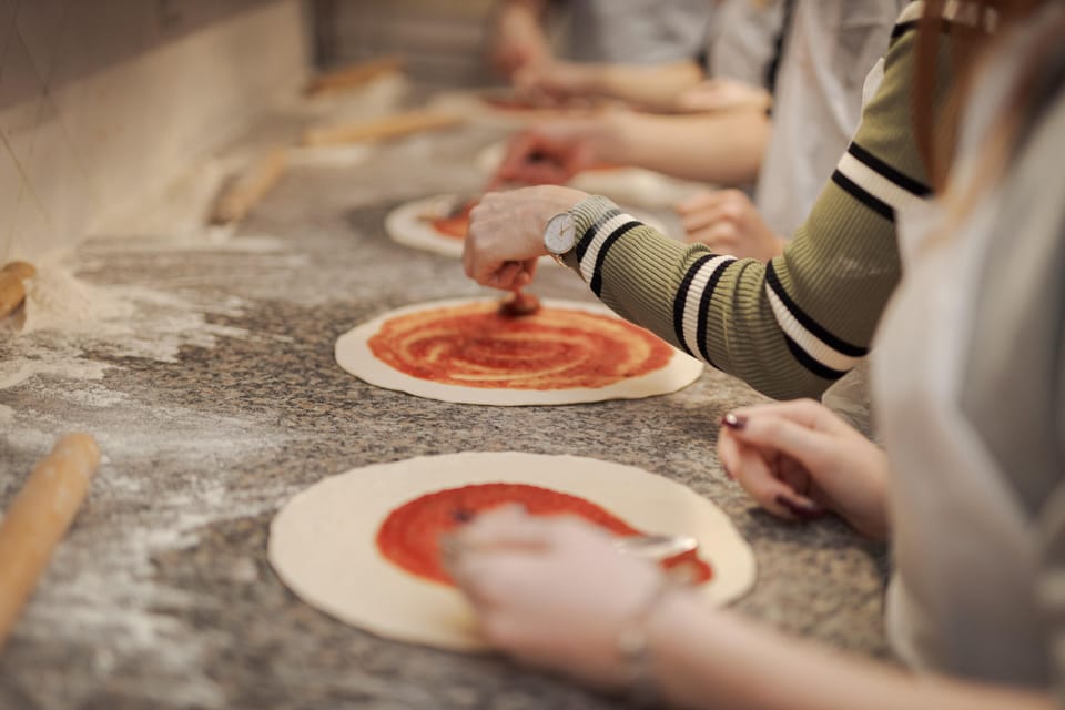 Rome: Traditional Pizza Cooking Class Near Piazza Navona - Additional Important Information