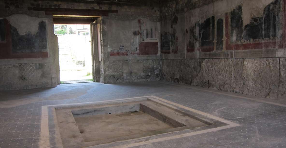 Rome: Transfer From Rome to Sorrento via Pompeii - Stopover in Pompeii