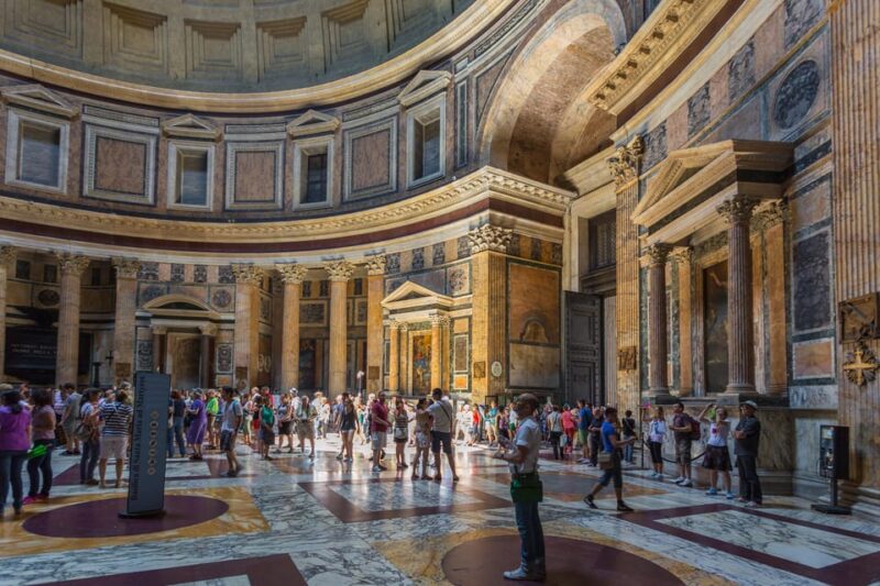 Rome: Trevi Fountain Navona Pantheon Walking Tour in English - Tour Languages and Guides