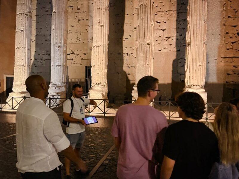 Rome: Under the Moonlight Evening Walking Tour - Key Points