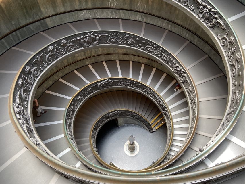 Rome: Vatican Museum and Sistine Chapel Group Tour in English - Guided Experience