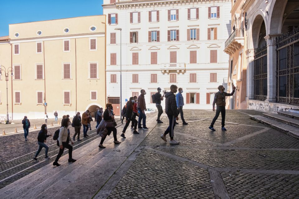 Rome: Vatican, Sistine Chapel, and St Peters Private Tour - Gallery of Maps Exploration