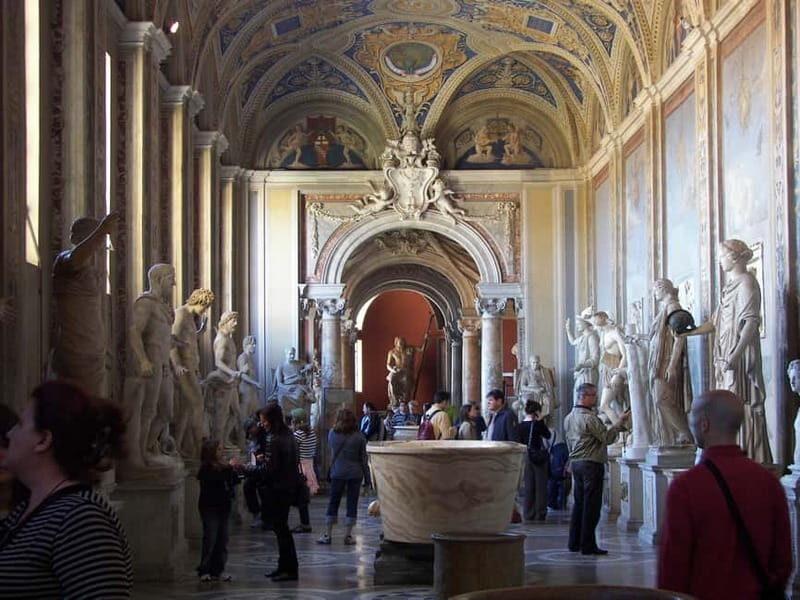 Rome: Vatican, Sistine & St. Peter's Fast Track Private Tour - Key Points