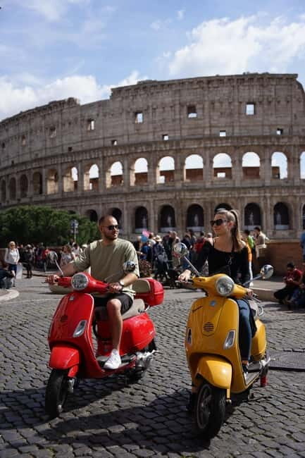 Rome: Vespa Tour with Pro Photos & Authentic Ginseng Coffee - Key Points