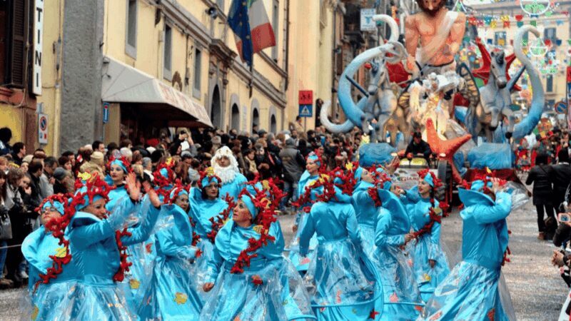 Ronciglione: Carnival Party with private transfer from Rome - The Parade of Floats: The Heart of Ronciglione Carnival