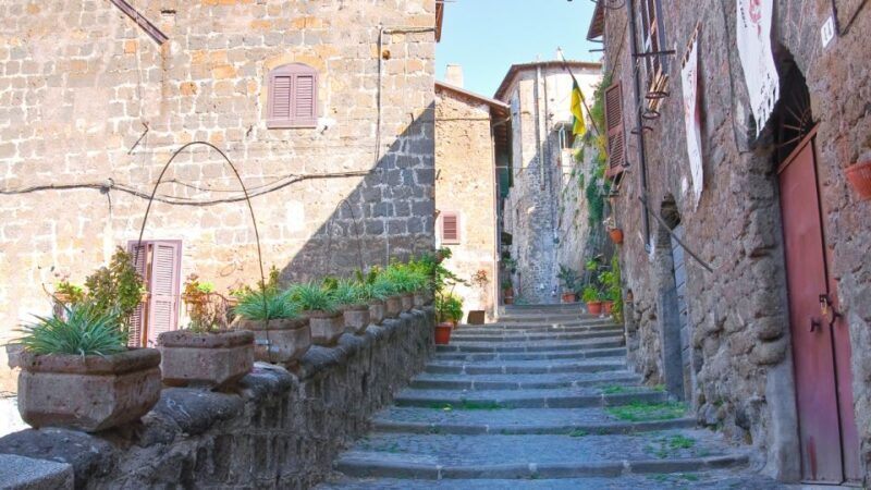 Ronciglione: Carnival Party with private transfer from Rome - Authenticity and Local Charm