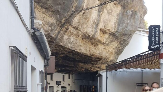 Ronda and Setenil From the Costa Del Sol - Discovering the Historic City of Ronda