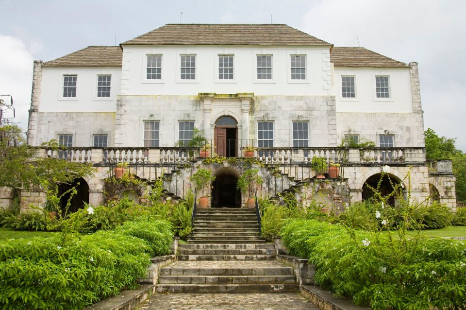 Rose Hall Great House Haunted Night Tour and Transportation - Tour Type and Language