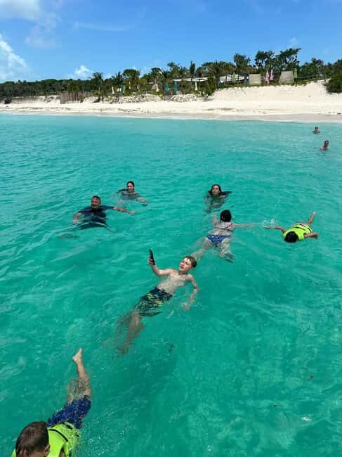 Rose Island: Private Yacht Party Charter - Key Points