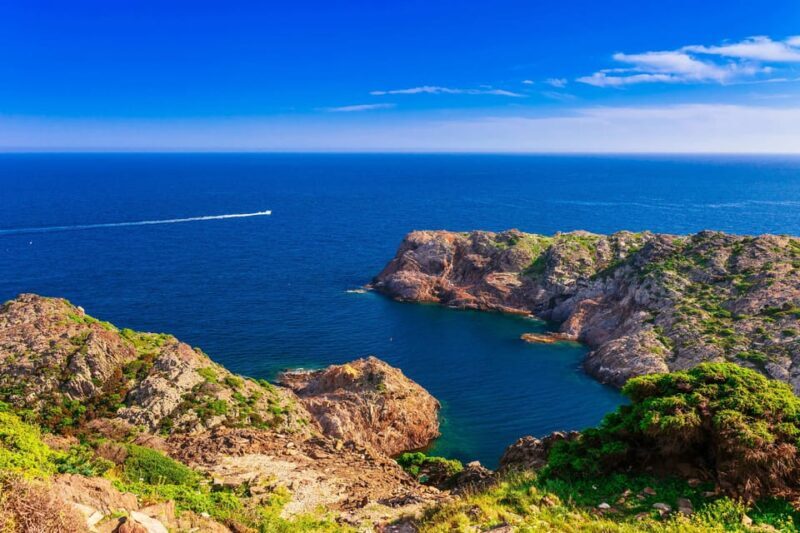 Roses: Costa Brava Catamaran Trip with Underwater Views - The Sum Up