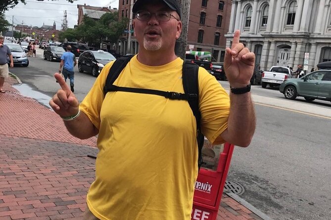 Roseville City Scavenger Hunt Excursion by Crazy Dash - Activity Inclusions and Logistics