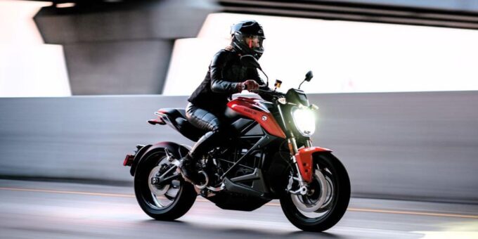 Rostock: Zero SR (40kW) Electric Motorcycle Rental - Frequently Asked Questions