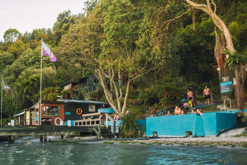 Rotorua: Daytime Scenic Lake Rotoiti Kayak Tour - Tour Experience