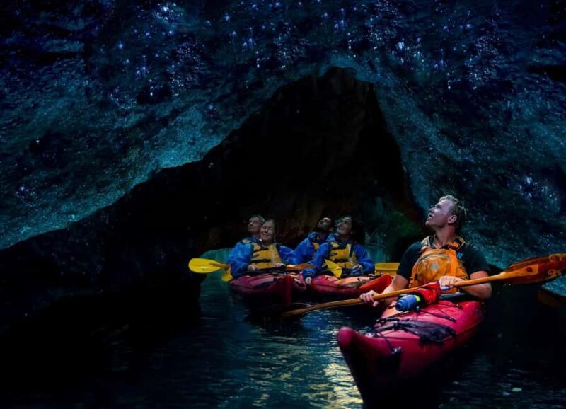 Rotorua: Evening Starlight Gourmet Kayak Tour with dinner - FAQs