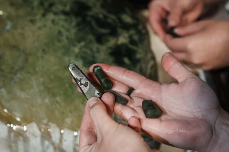 Rotorua: Jade Carving Experience at a Local Studio - Authentic Maori Culture in a Short Time