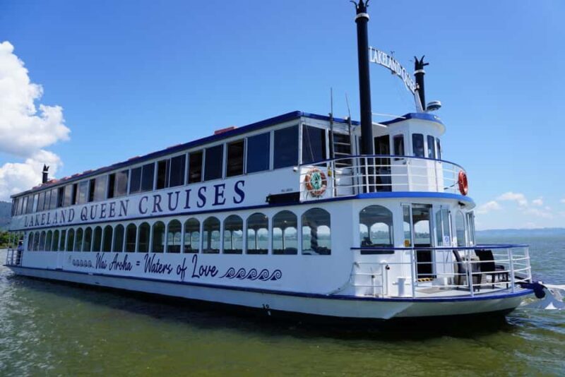 Rotorua: Lake Rotorua Cruise with Buffet Dining Option - Authentic and Relaxing on the Water