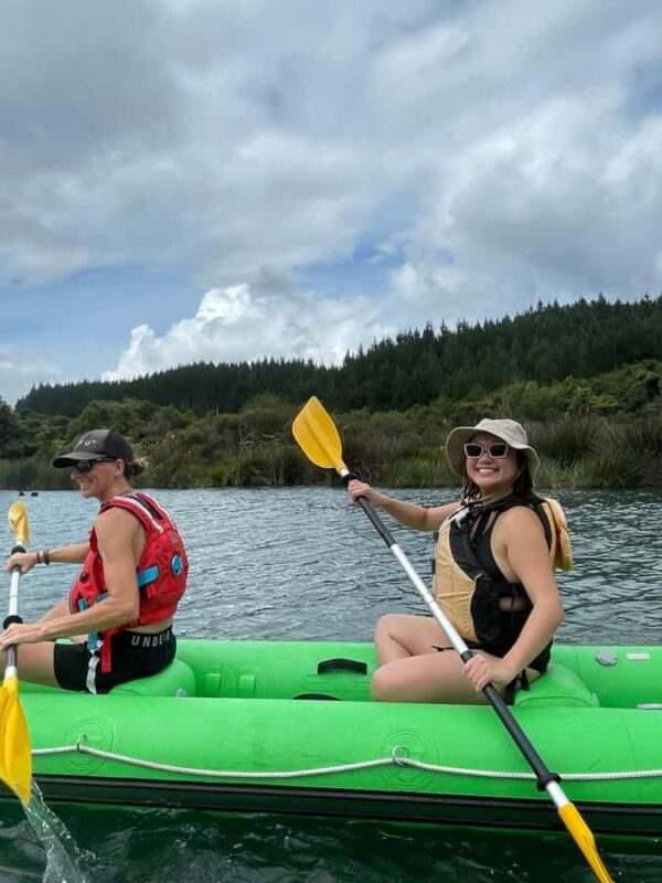 Rotorua: Secret adventure kayaking to natural hot springs - Key Points