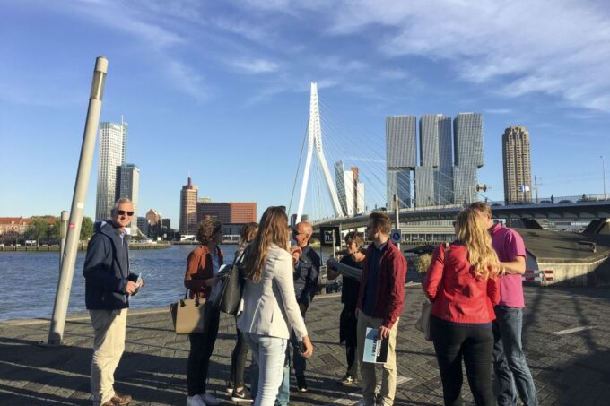 Rotterdam 2-Hour Grand Walking Tour - Tips for Participants