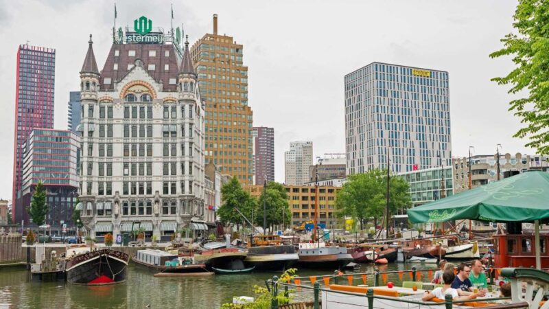 Rotterdam: Architecture Highlights Tour Including the Depot - Key Architectural Highlights