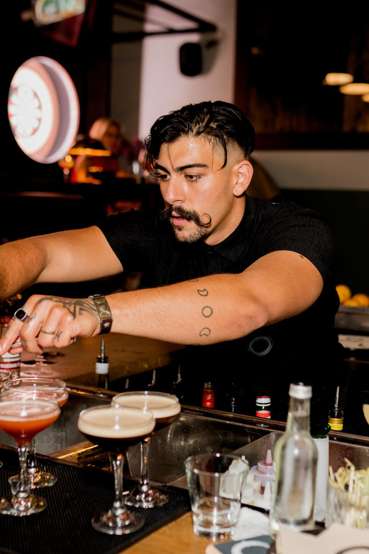 Rotterdam Center: Cocktail Bar Walking Tour - Self Guided - Who Should Consider This Tour?