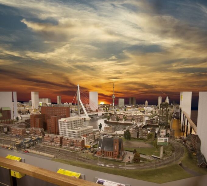 Rotterdam: Miniworld Rotterdam Entry Ticket - Tips for Your Visit