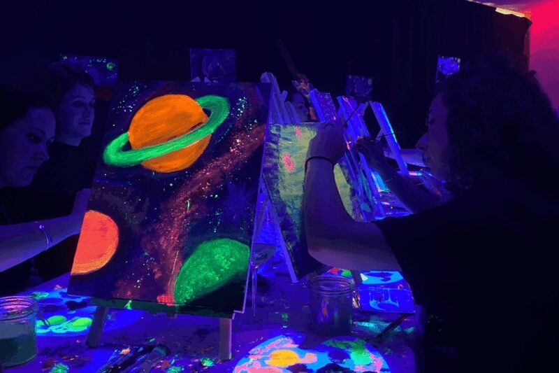 Rotterdam: Paint and Sip in the Dark at Rembrandt van Wine - Authentic Experience & Overall Impression