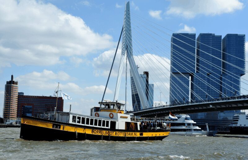 Rotterdam: Pub Cruise with Drinks and Bites - What Is the Rotterdam Pub Cruise Experience?