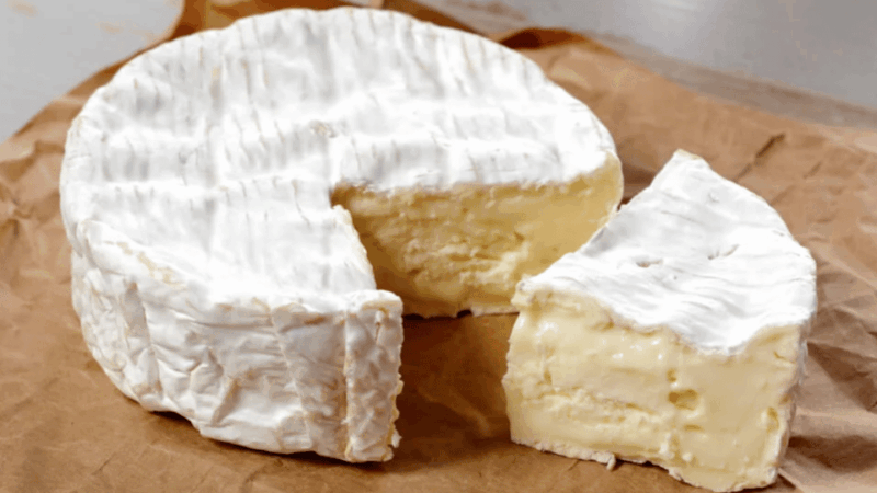 Rouen Gourmet Food Walking Tour Discover Normandys Flavors - Traditional Normandy Lunch