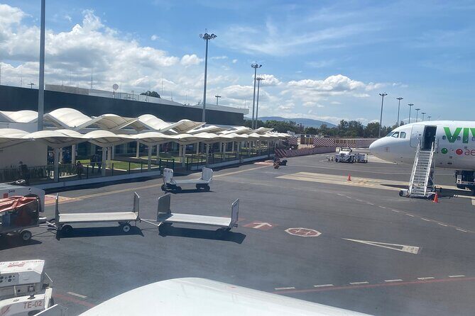 Round private transfer Airport to hotel in Oaxaca - FAQs