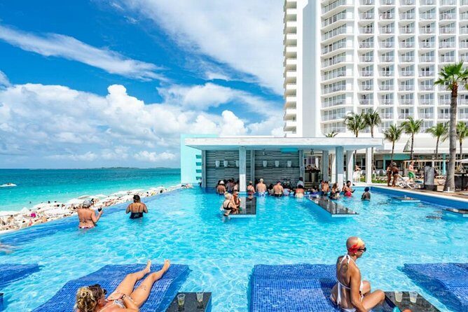 Round trip Airport (LPIA) to Atlantis, Comfort Suites, Warrick, Harbourside, RIU - Key Points