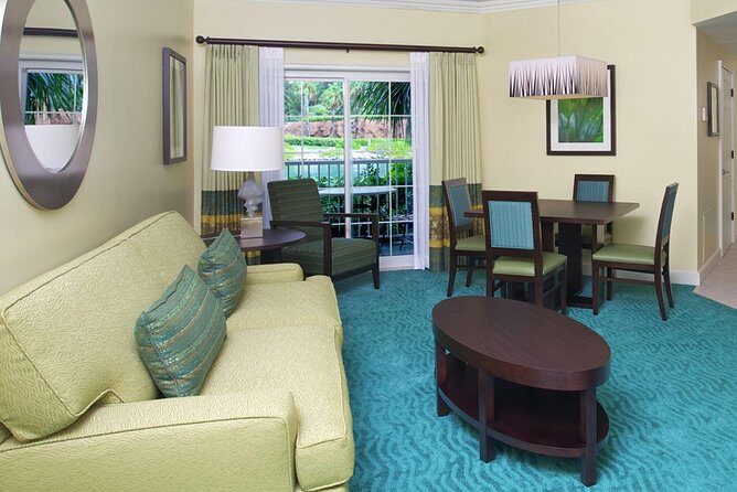 Round trip Airport (LPIA) to Baha Mar, Melia, West Bay St, Cable Beach, Breezes - FAQ