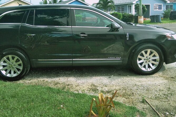 Round trip Airport Private Transfer (Nassau Limousine) - Key Points