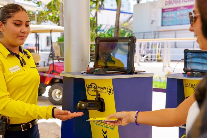 Round Trip Ferry to Isla Mujeres from Cancun - A Closer Look at the Reviews