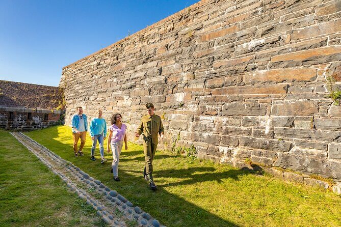 Round Trip Ferry Tour to Georges Island - Who Will Love This Tour?