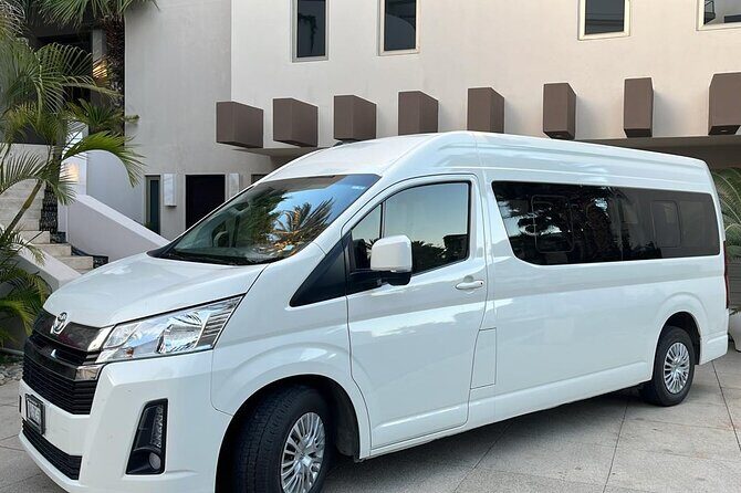 Round Trip Private Shuttle Service in Cabo San Lucas - The Ride: Comfort and Practicality