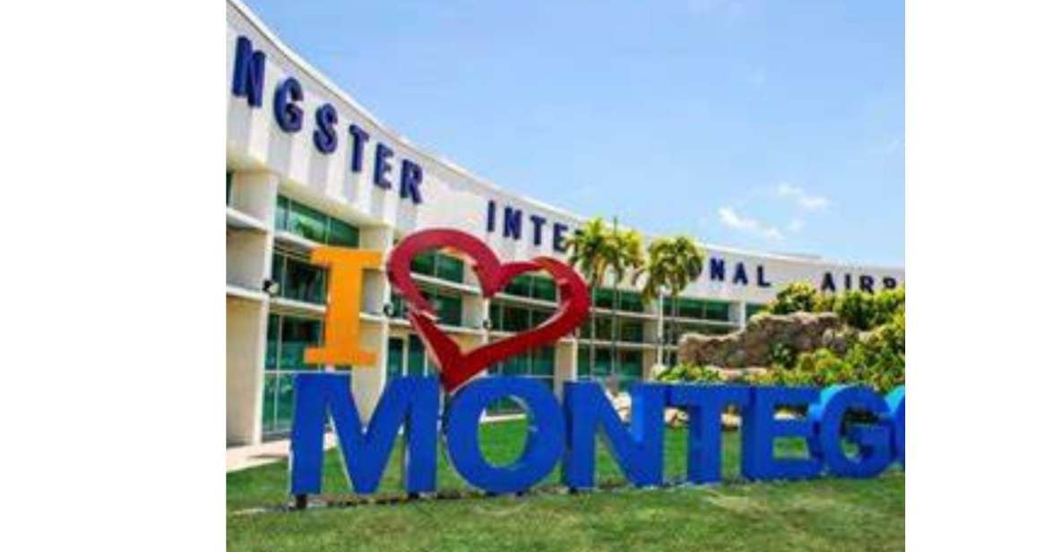 Round Trip Private Transfer to Runaway Bay Area - Experienced Drivers and Courteous Service