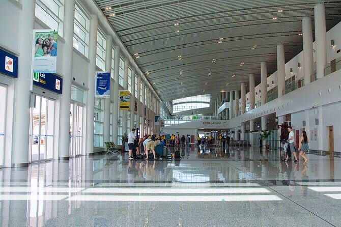 Round-Trip Transfer between Antigua Airport and Antigua Hotels - Key Points