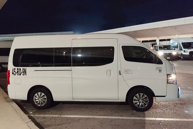 Round Trip Transfer Cancun Airport to Hotel Cancun 1 to 8 - The Journey from Cancun Airport to Your Hotel