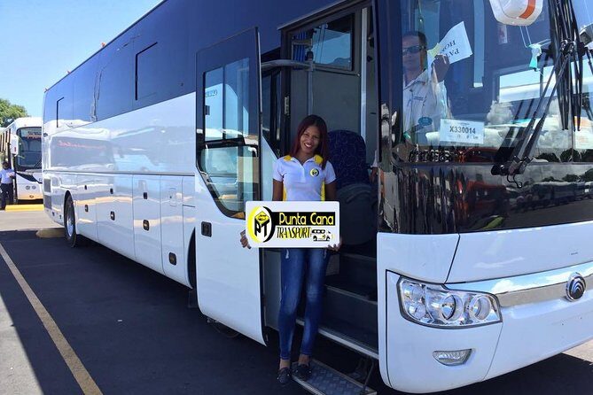 Round trip Transfer from Punta Cana Airport To hotels in Dominican Republic - The Sum Up  