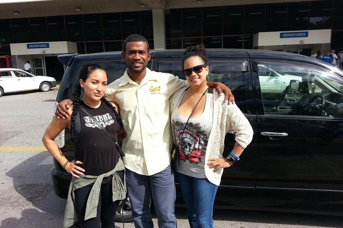 Roundtrip MBJ Montego Bay Airport Transfer to Hotel Riu Negril - Key Points