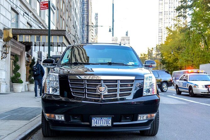 Roundtrip Private Shopping Transfer to Woodbury or Jersey Gardens - What You Can Expect During the Day